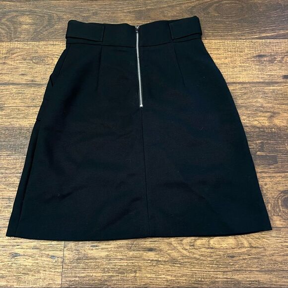 H and M black skirt - Picture 3 of 7